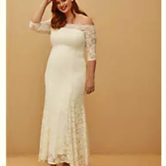 torrid Dresses & Skirts - NWT Torrid ivory size 18 lace off shoulder strapless fit and flair wedding dress